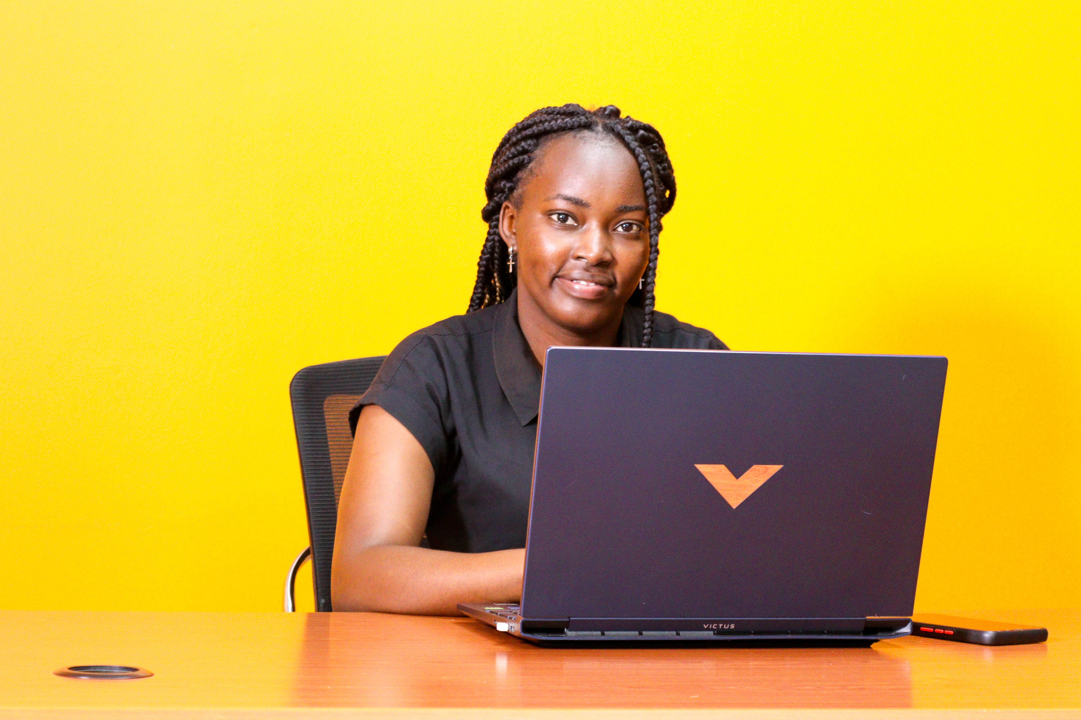 Okoa Float team working together